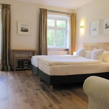 Gutshaus Zicker In Garz Garz (Rugen)